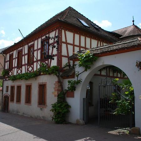 Landhotel St. Gereon Nackenheim Bagian luar foto
