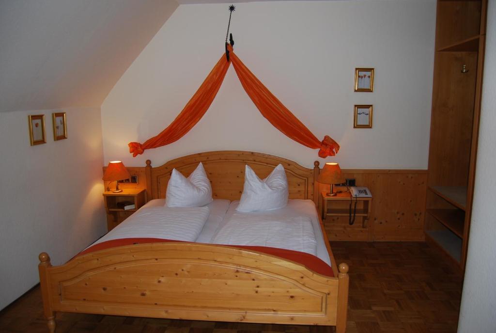 Landhotel St. Gereon Nackenheim Ruang foto