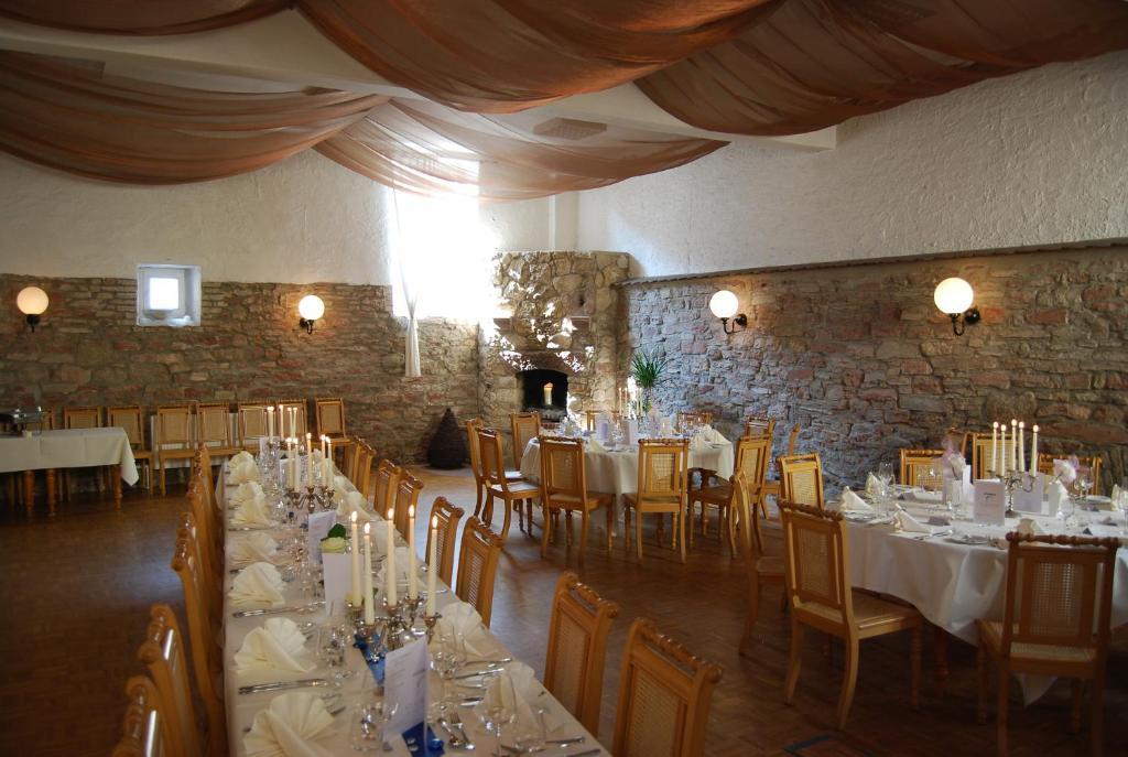 Landhotel St. Gereon Nackenheim Bagian luar foto